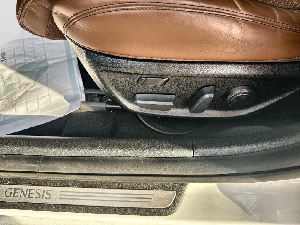 2021 Genesis G70 2.0T
