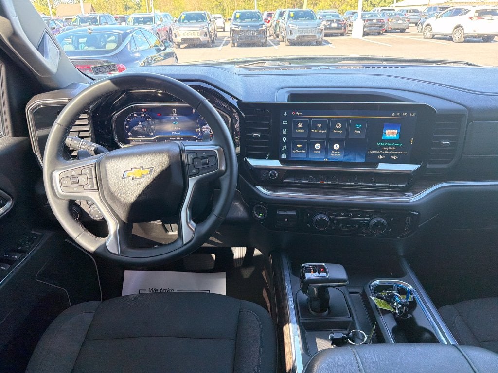 2025 Chevrolet Silverado LT