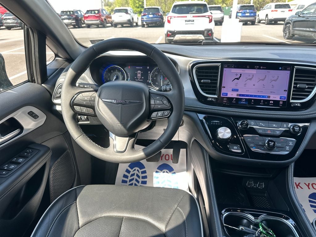 2025 Chrysler Pacifica Limited