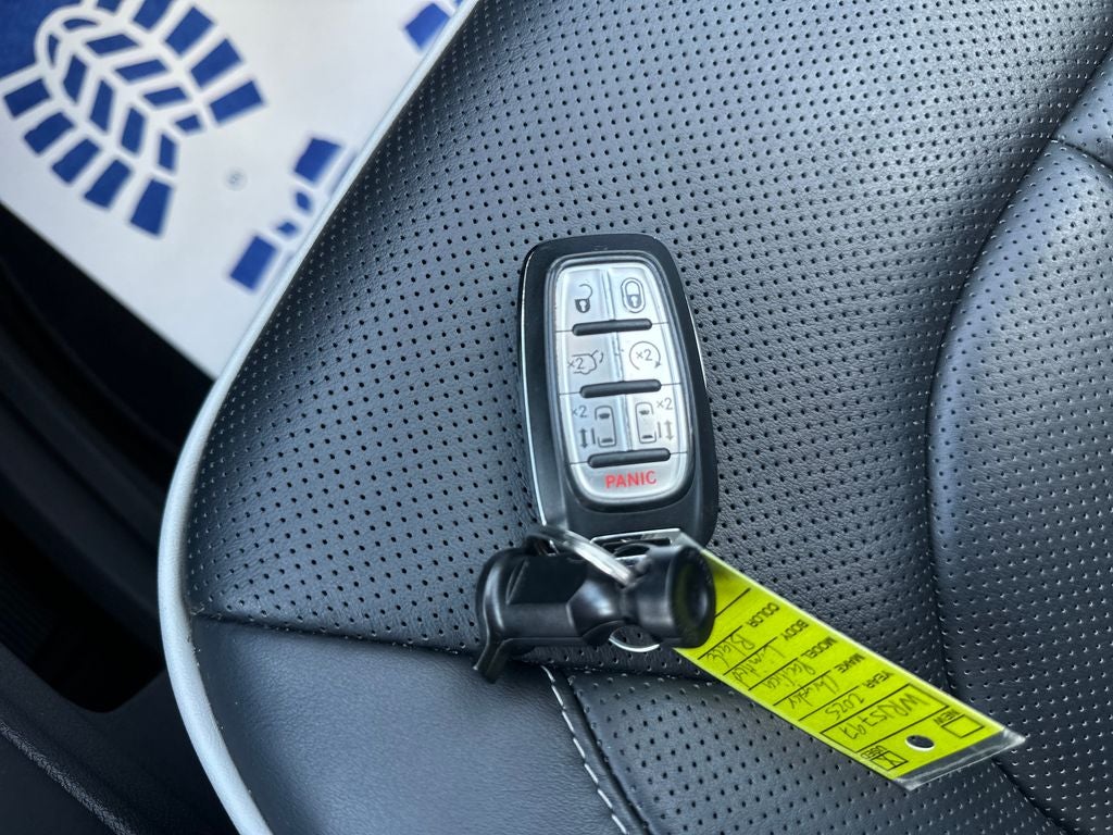 2025 Chrysler Pacifica Limited