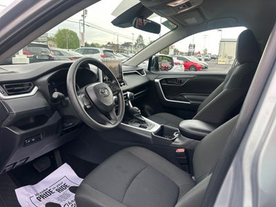 2024 Toyota RAV4 LE