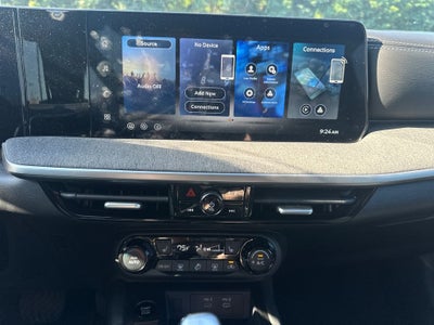 2026 Nissan Kicks MPV SV