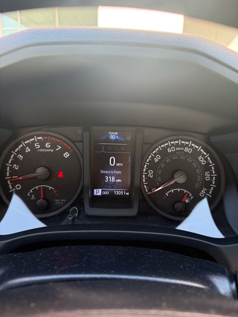 2022 Toyota Tacoma SR