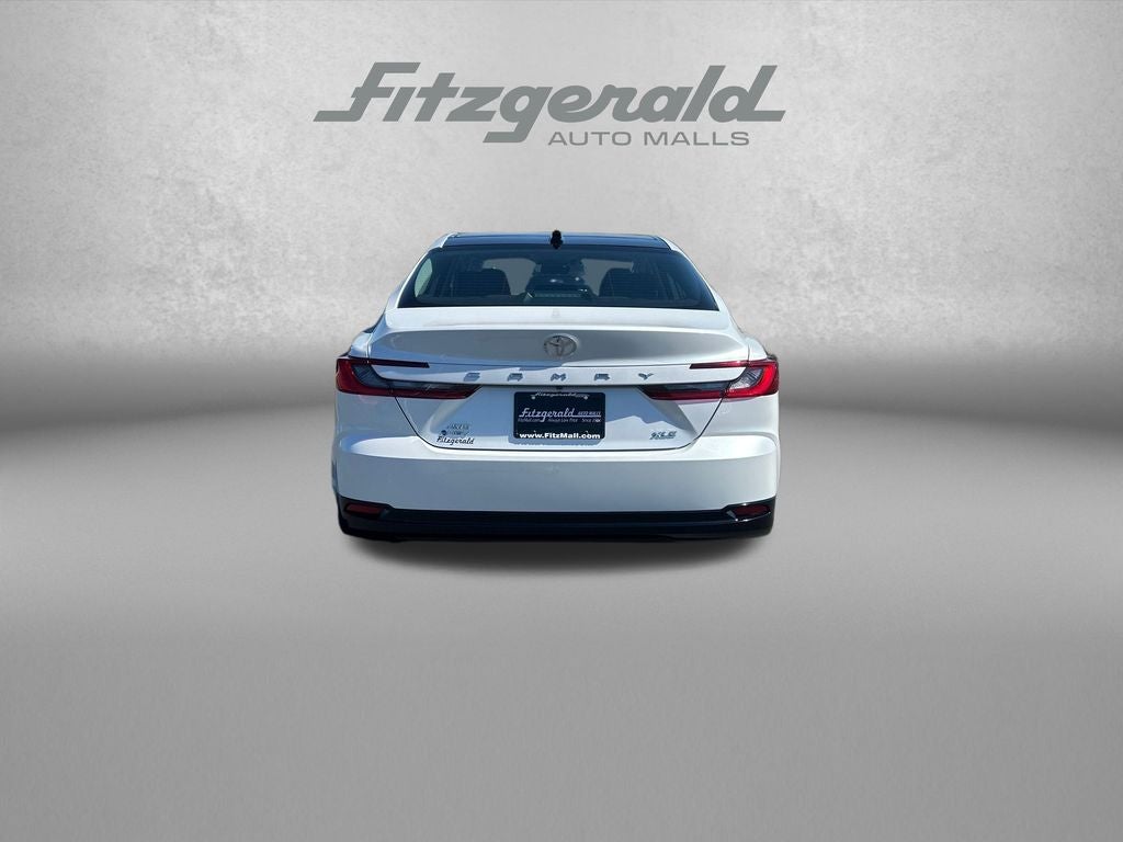 2026 Toyota CAMRY XLE