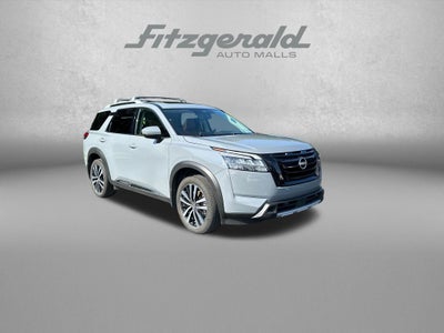 2025 Nissan Pathfinder Platinum