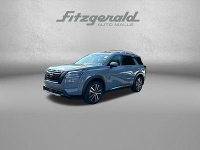 2025 Nissan Pathfinder Platinum