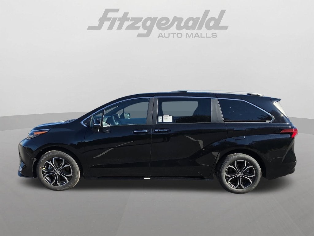 2026 Toyota Sienna Platinum 7 Passenger