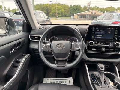2022 Toyota Highlander XLE