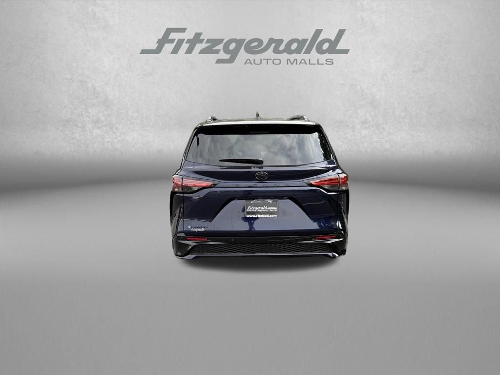2026 Toyota Sienna XSE 7 Passenger