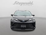 2025 Toyota Sienna XLE 8 Passenger