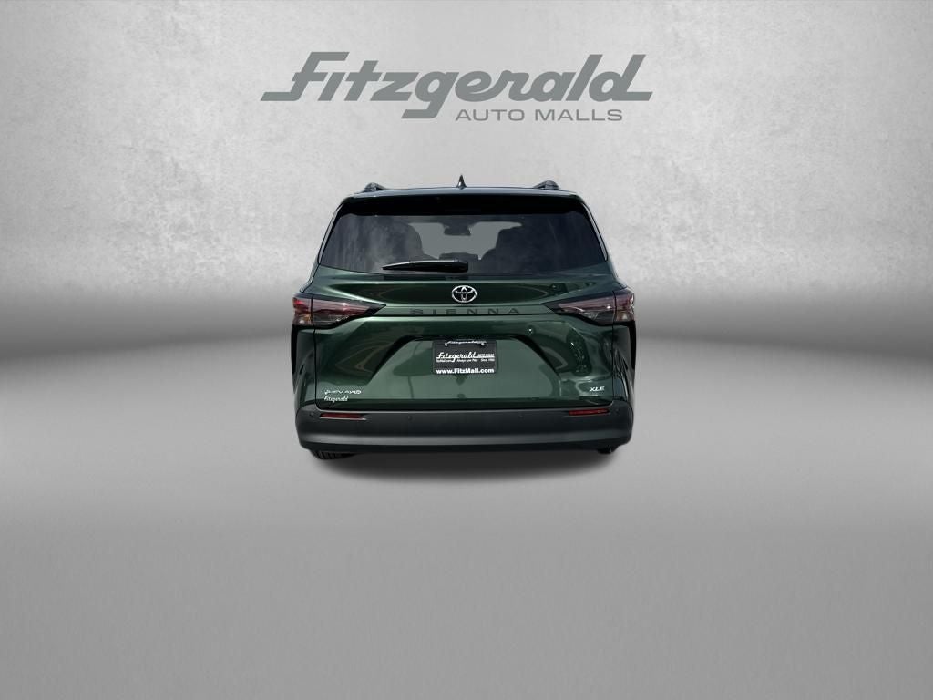 2026 Toyota Sienna XLE 7 Passenger