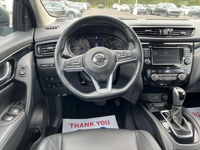 2022 Nissan Rogue Sport SL