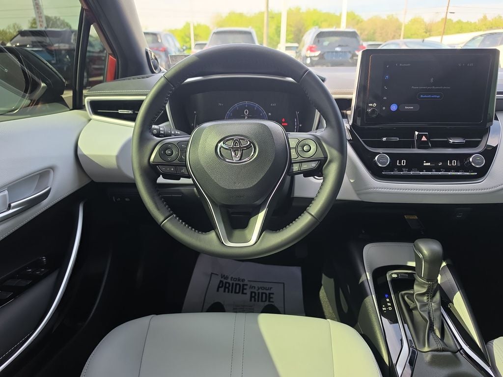 2025 Toyota COROLLA HATCHBACK XSE