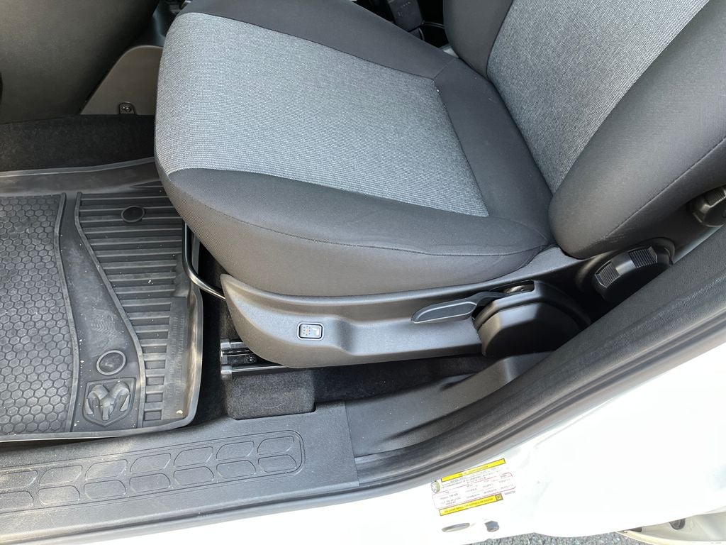 2022 RAM ProMaster City Base