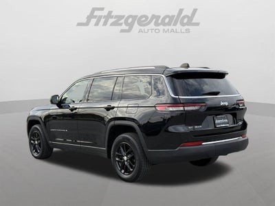 2023 Jeep Grand Cherokee L Laredo 4x4