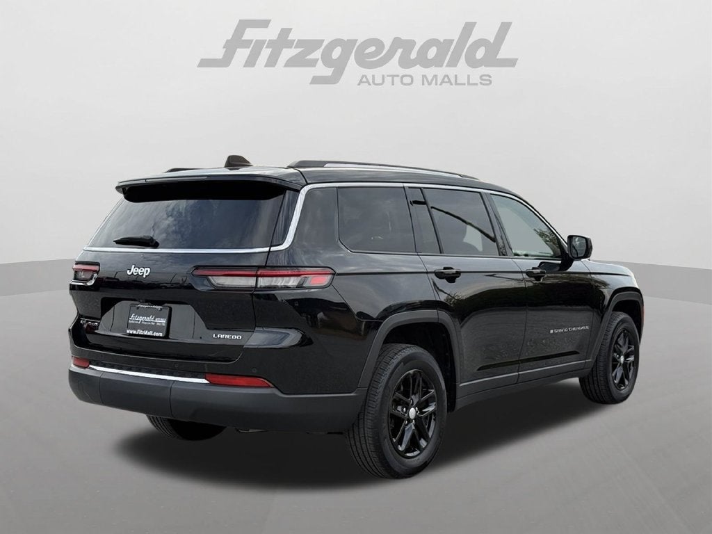 2023 Jeep Grand Cherokee L Laredo 4x4
