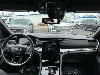 2023 Jeep Grand Cherokee L Altitude 4x4