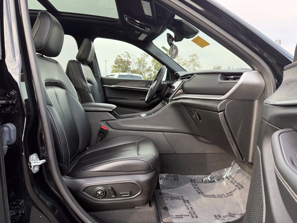 2025 Jeep Grand Cherokee 4xe