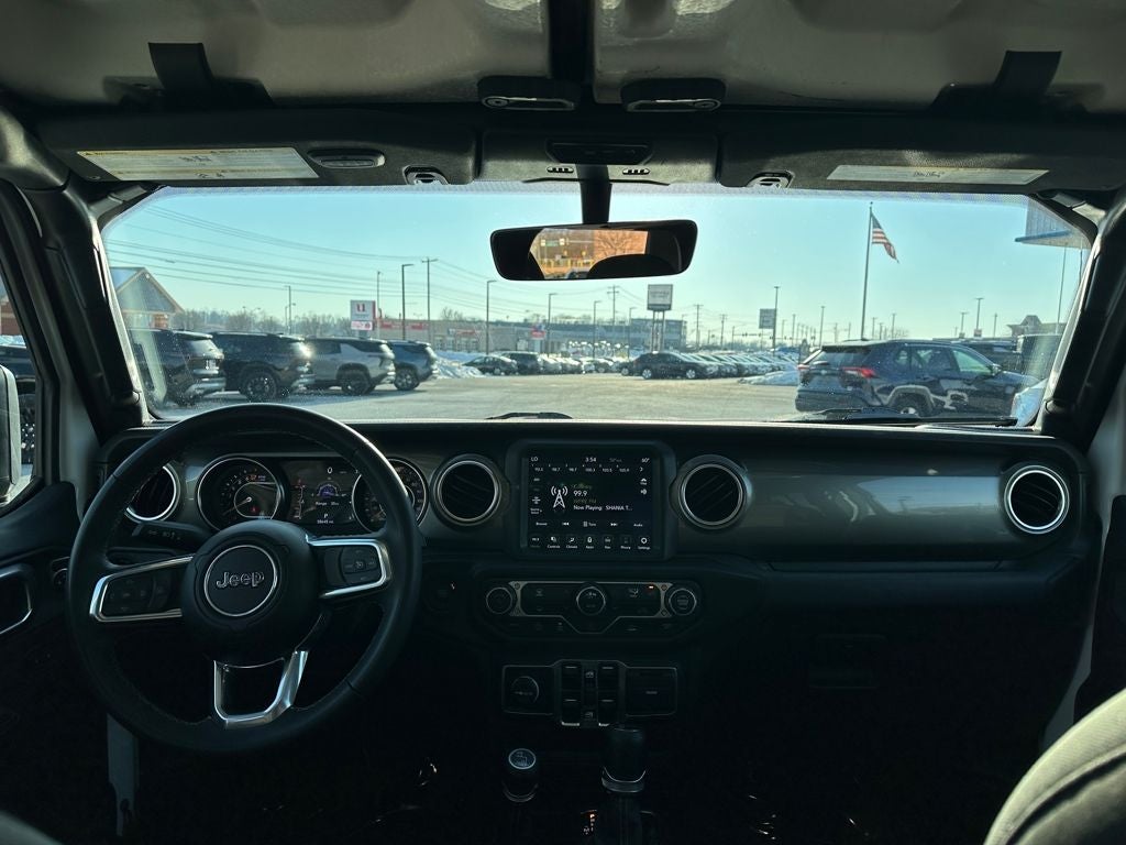 2023 Jeep Gladiator Overland 4x4