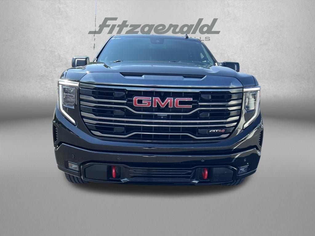 2023 GMC Sierra 1500 4WD Crew Cab Standard Box AT4