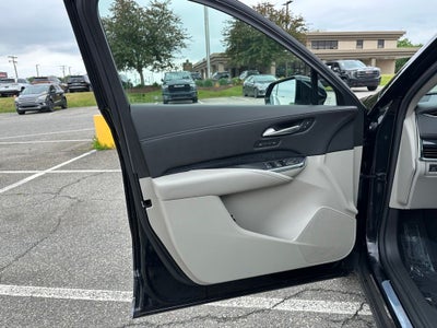 2023 Cadillac XT4 AWD Premium Luxury