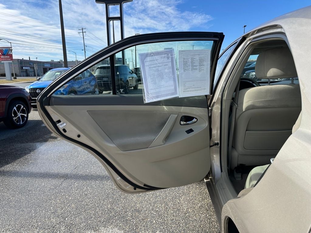2009 Toyota Camry LE