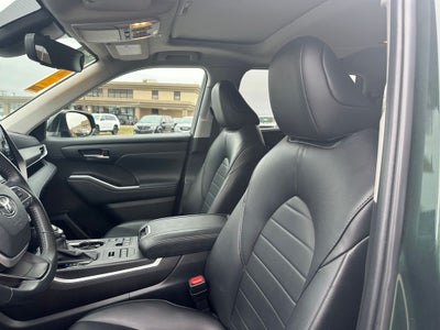 2024 Toyota Highlander XLE