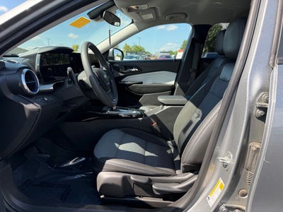 2025 Chevrolet Trax FWD LT
