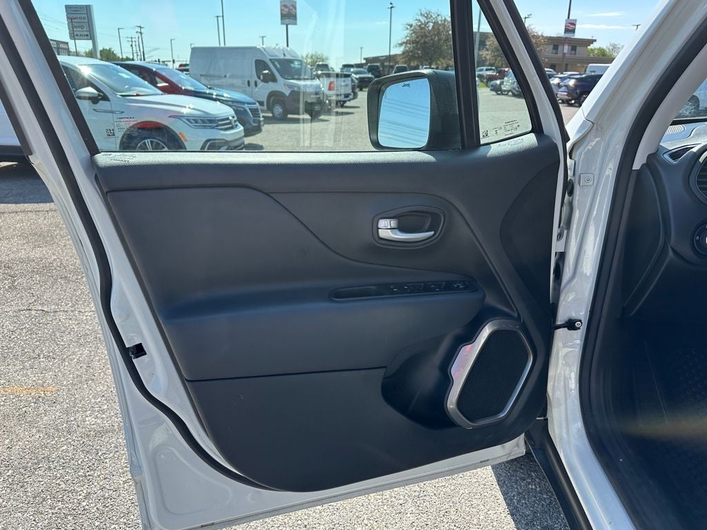 2023 Jeep Renegade Latitude