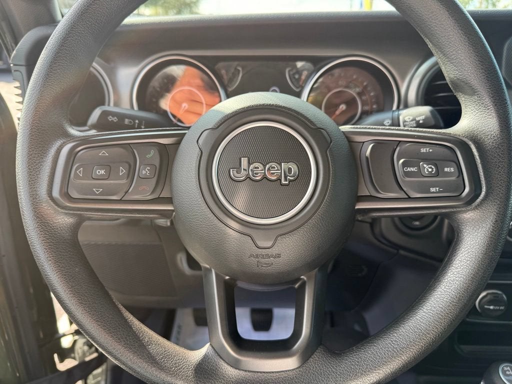 2021 Jeep Gladiator Sport