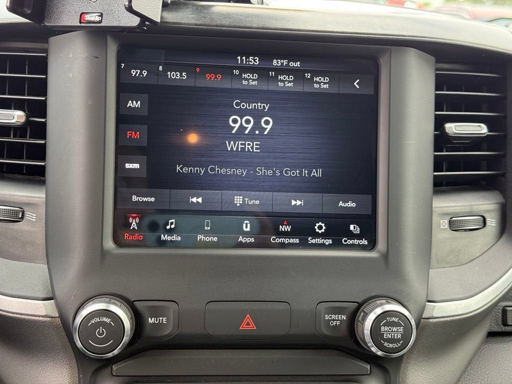 2020 RAM 1500 Big Horn Quad Cab 4x4 6'4" Box