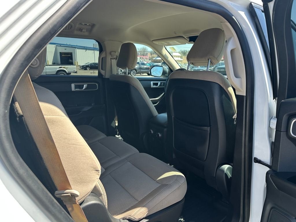 2020 Ford Explorer Base