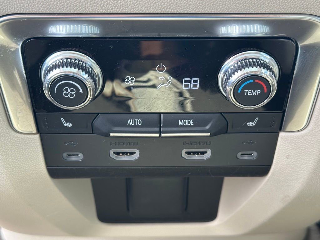 2021 GMC Yukon Denali - Photo 15