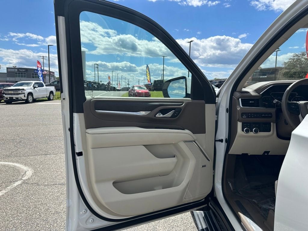2021 GMC Yukon Denali - Photo 27