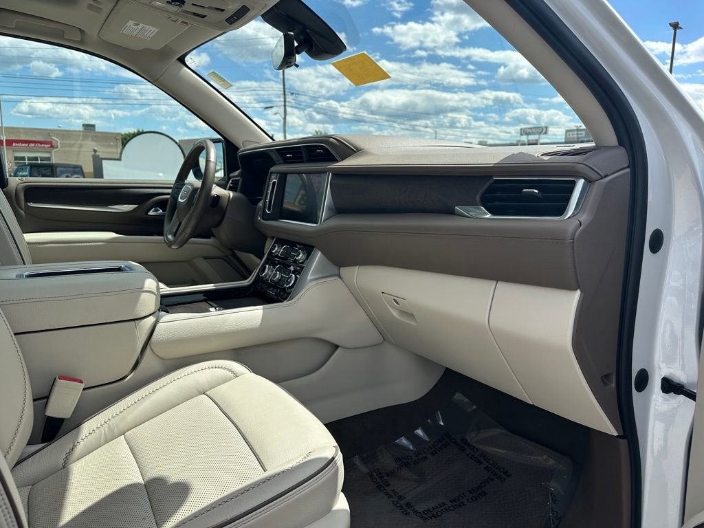2021 GMC Yukon Denali - Photo 28