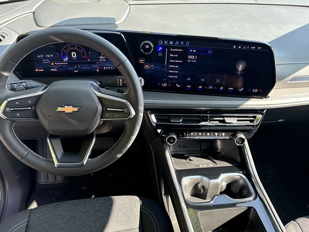 2027 Chevrolet Traverse LT - Photo 17