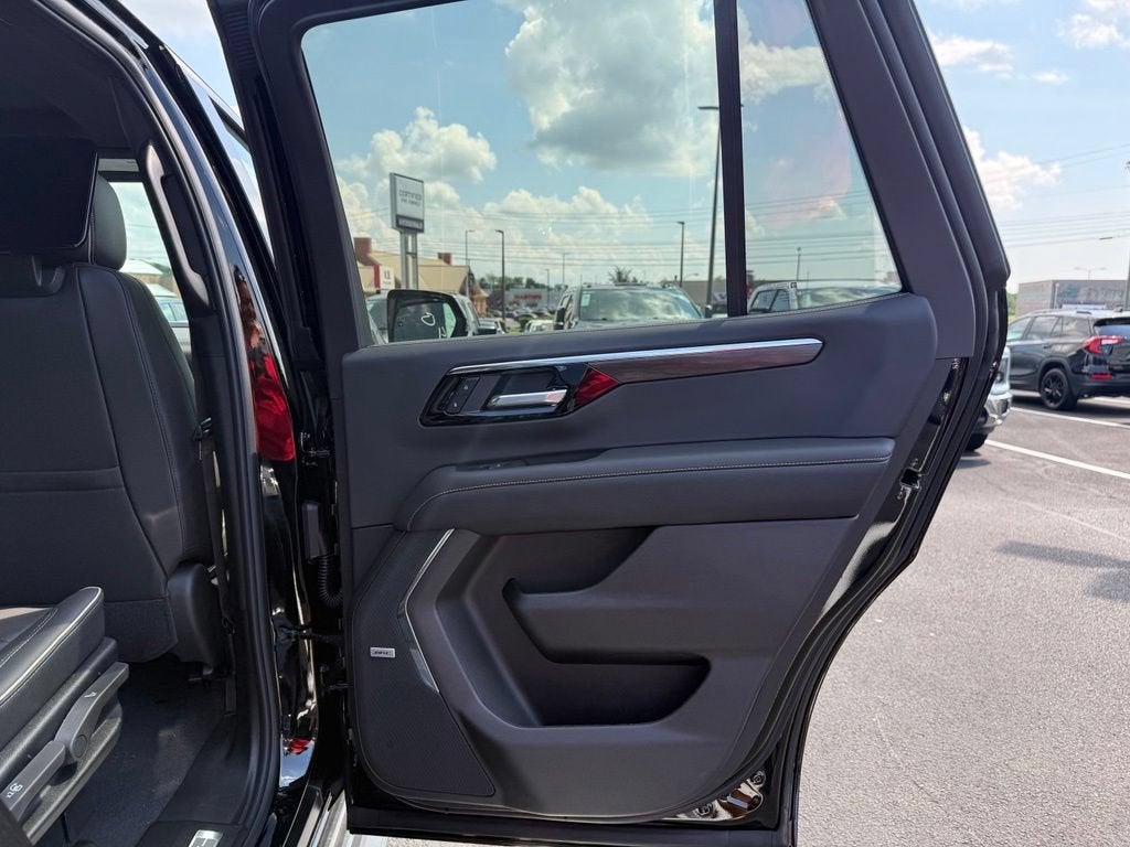 2026 Chevrolet Tahoe Premier - Photo 19