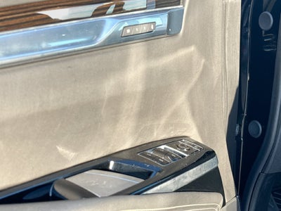 2025 Cadillac Escalade Luxury
