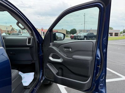 2022 Nissan Frontier Crew Cab SV 4x4