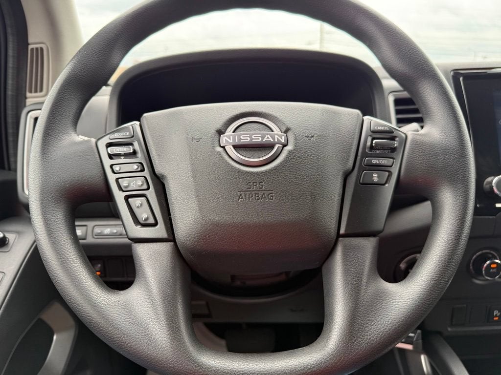 2022 Nissan Frontier Crew Cab SV 4x4
