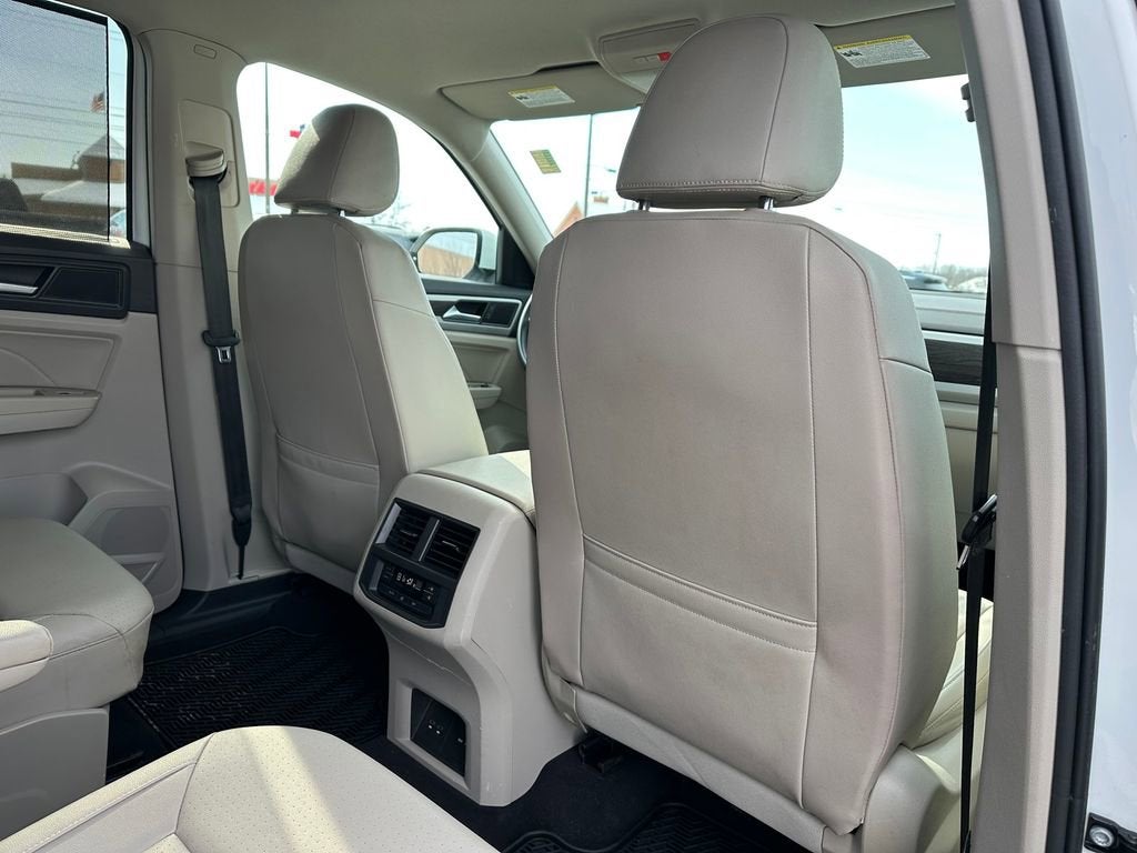 2021 Volkswagen Atlas 3.6L V6 SE w/Technology