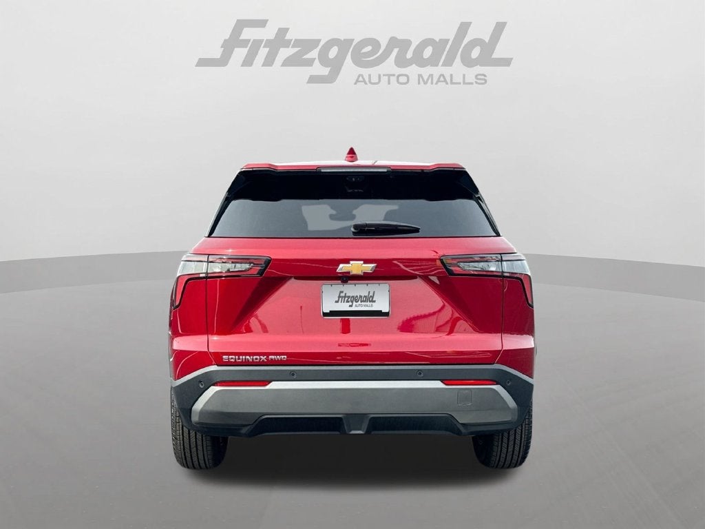 2027 Chevrolet Equinox LT - Photo 7