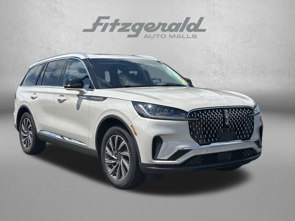 2025 Lincoln Aviator Premiere AWD's photo