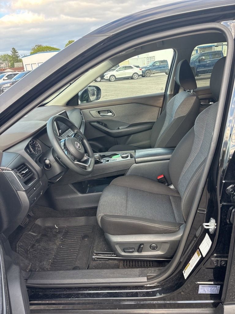 2023 Nissan Rogue SV Intelligent AWD