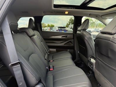 2024 INFINITI QX60 LUXE