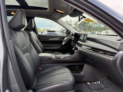 2024 INFINITI QX60 LUXE