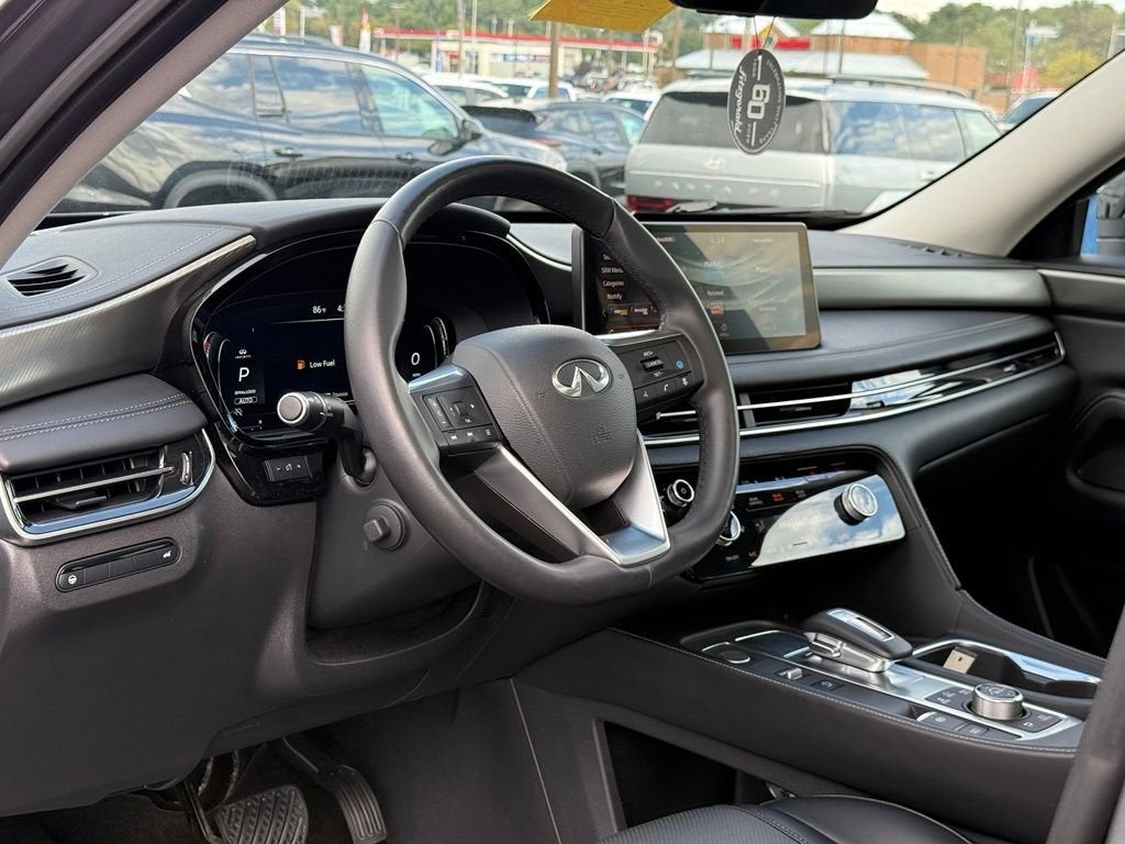 2024 INFINITI QX60 LUXE
