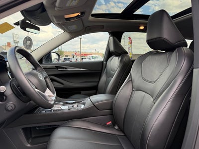 2024 INFINITI QX60 LUXE