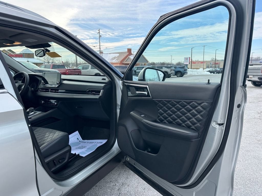 2022 Mitsubishi Outlander SEL Special Edition 2WD