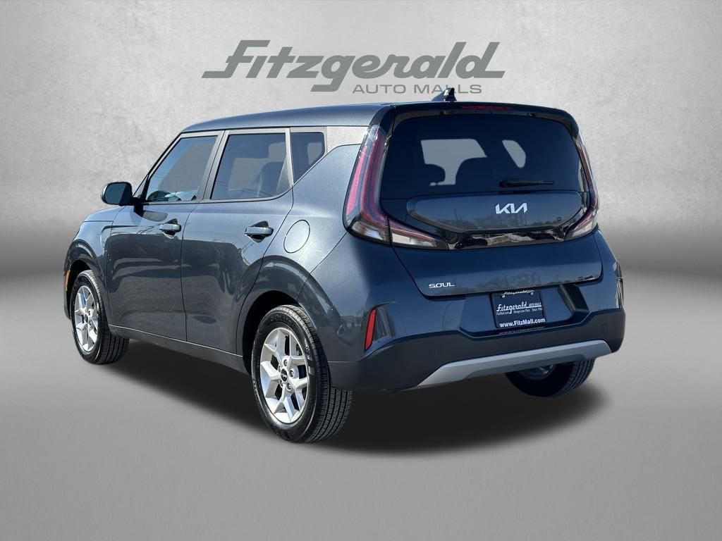 2023 Kia Soul LX